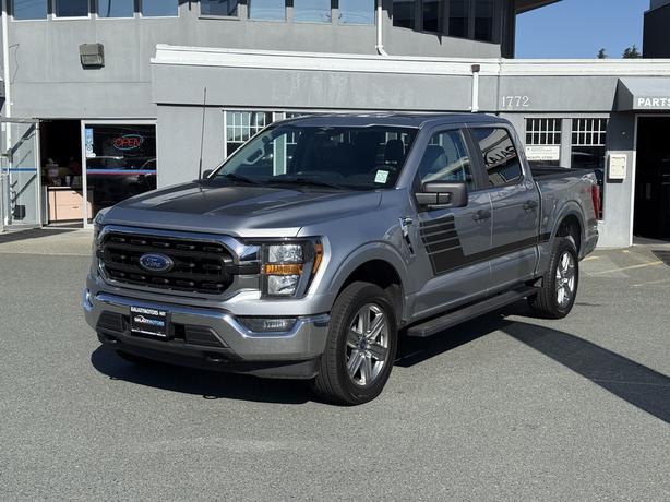 2023 Ford F-150 XLT 4WD - Power Driver's Seat & Air Conditioning image 1