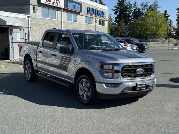 2023 Ford F-150 XLT 4WD - Power Driver's Seat & Air Conditioning image 4