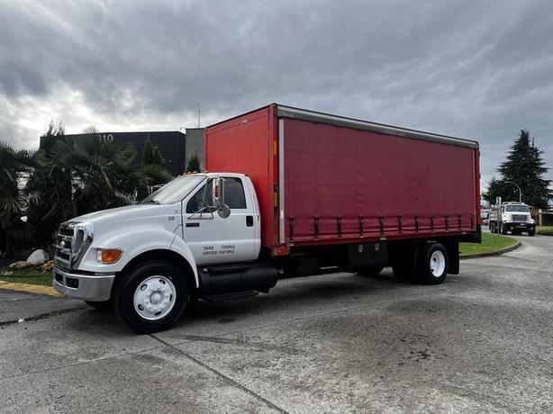 2008 Ford F-750 CAT 7.2 XLT Side Roll Tarp 2WD 3 Seater Diesel image 7