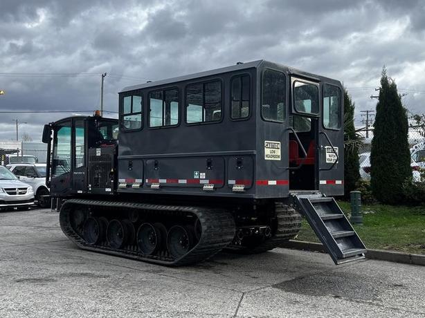 2023 Prinoth Panther T6 12 Passenger Crew Cab Carrier 4WD Diesel image 7
