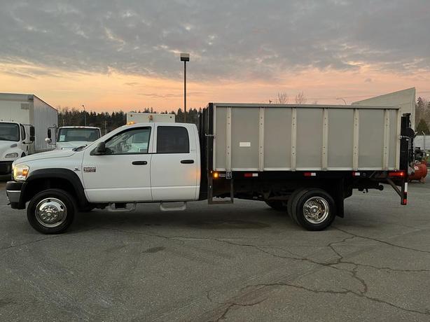 2008 Dodge Ram 5500 Quad Cab 2WD 14 Foot Flat Deck Diesel With Power Tailgate image 2