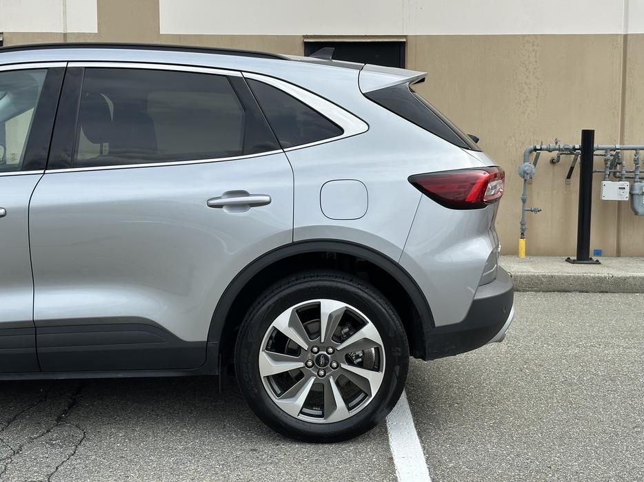 2024 Ford Escape display photo