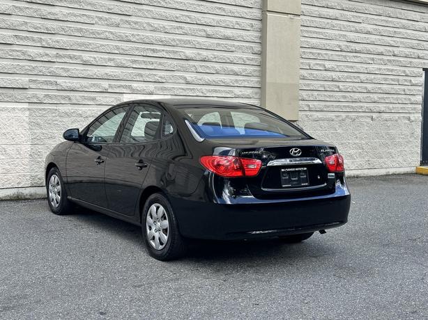 2010 Hyundai Elantra image 4