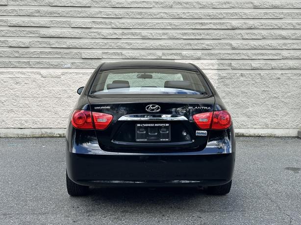 2010 Hyundai Elantra image 5