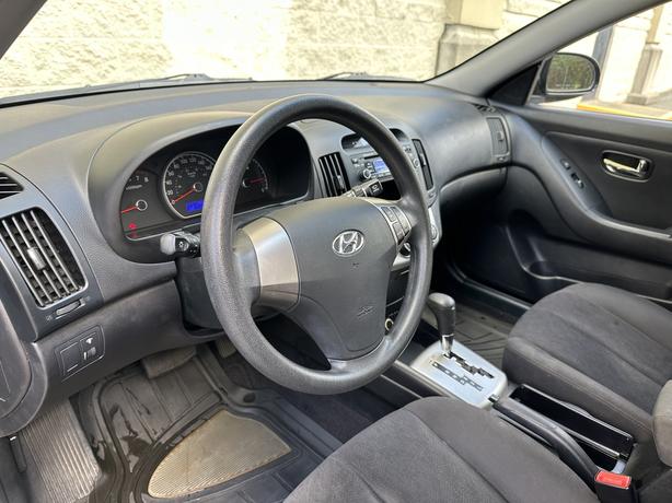 2010 Hyundai Elantra image 8