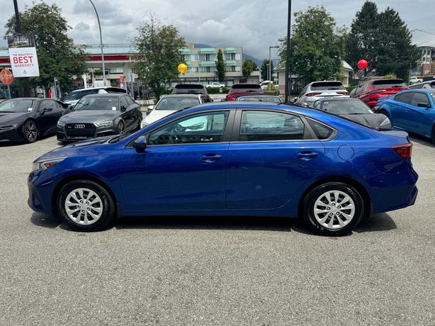 2023 Kia Forte LX - No Accidents, Heated Seats, BlueTooth image 8