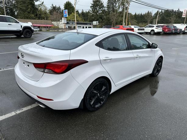 2016 Hyundai Elantra GLS image 5