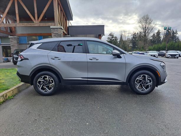 2023 Kia Sportage AWD - Heated Seats, Back-Up Camera image 5