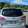 2012 Hyundai  Santa Fe SE thumbnail image 4