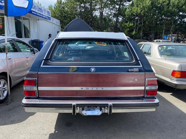 1980 Buick  LeSabre Estate wagon 5 passenger wagon image 5