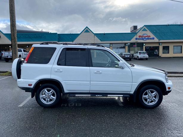 2001 Honda  CR-V PROJECT NEEDS MOTOR As is Needs MOTOR image 4