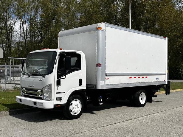 2016 Isuzu NQR 16 Foot Cube Van with Power Tailgate Diesel image 5