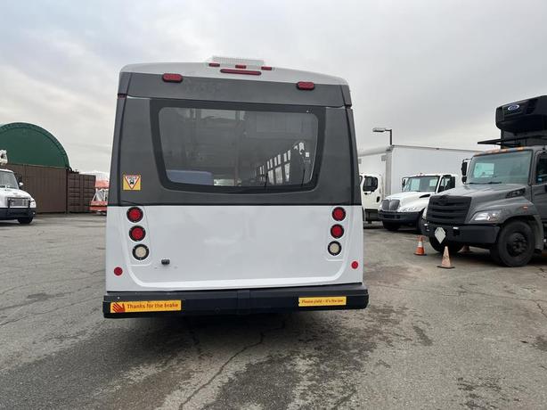 2017 Chevrolet Express G4500 21 Passenger Bus With Wheelchair Accessibility image 4