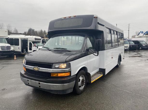 2018 Chevrolet Express G4500 21 Passenger Bus With Wheelchair Accessibility image 1