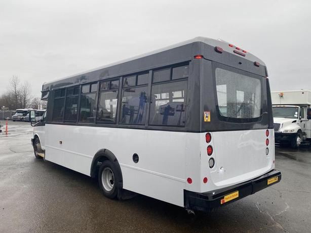 2018 Chevrolet Express G4500 21 Passenger Bus With Wheelchair Accessibility image 7