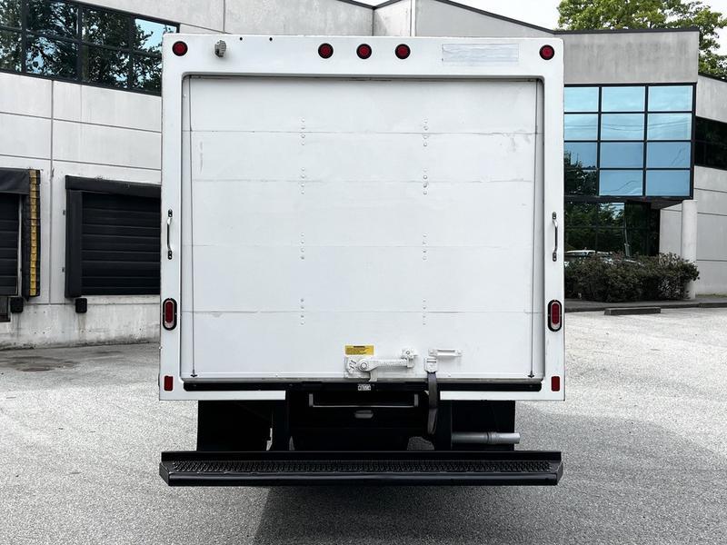 2021 Ford E-450 Super Duty 16-Foot Cube Van display photo