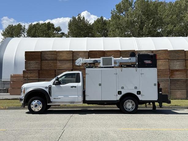 2023 Ford F-550 Super Duty XLT 4x4 Powerstroke Diesel Crane With Welder Service  image 5