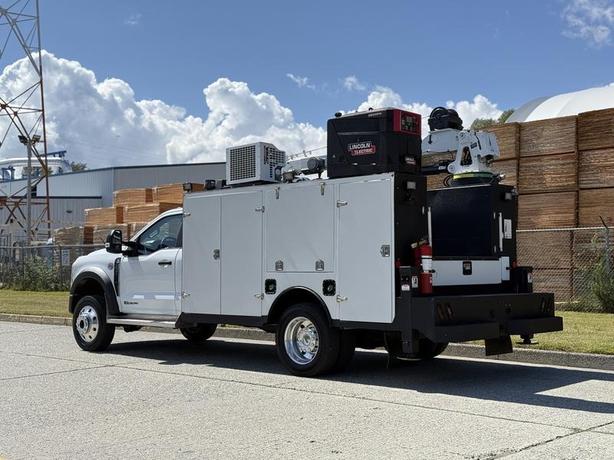 2023 Ford F-550 Super Duty XLT 4x4 Powerstroke Diesel Crane With Welder Service  image 6