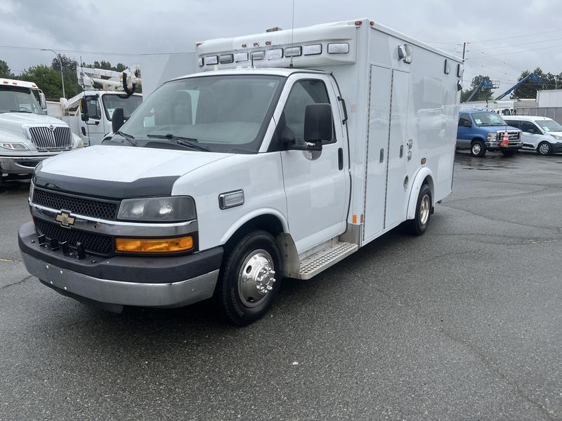 2016 Chevrolet Express G3500 Cube Van Ex Ambulance display photo