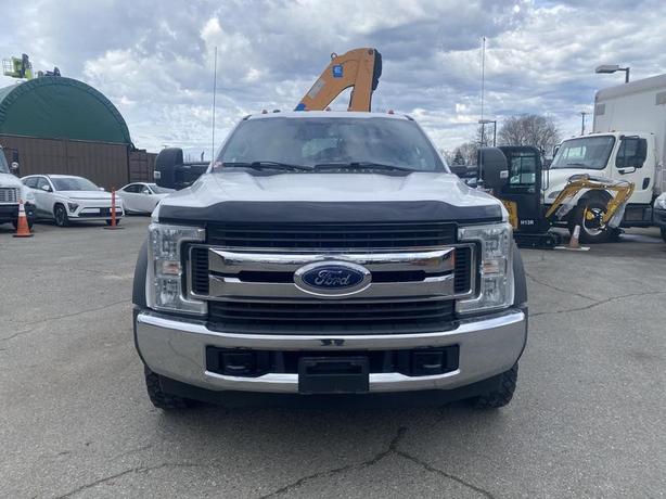 2017 Ford F-550 SuperCab 4WD Flat Deck With Crane image 8