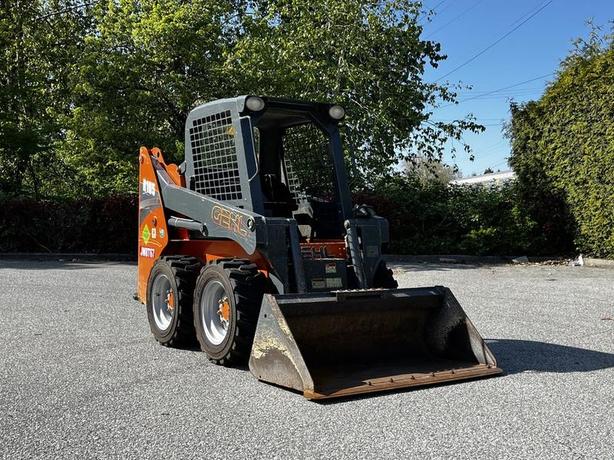 2017 Gehl R105 4x4 Diesel Skid Steer Diesel image 1