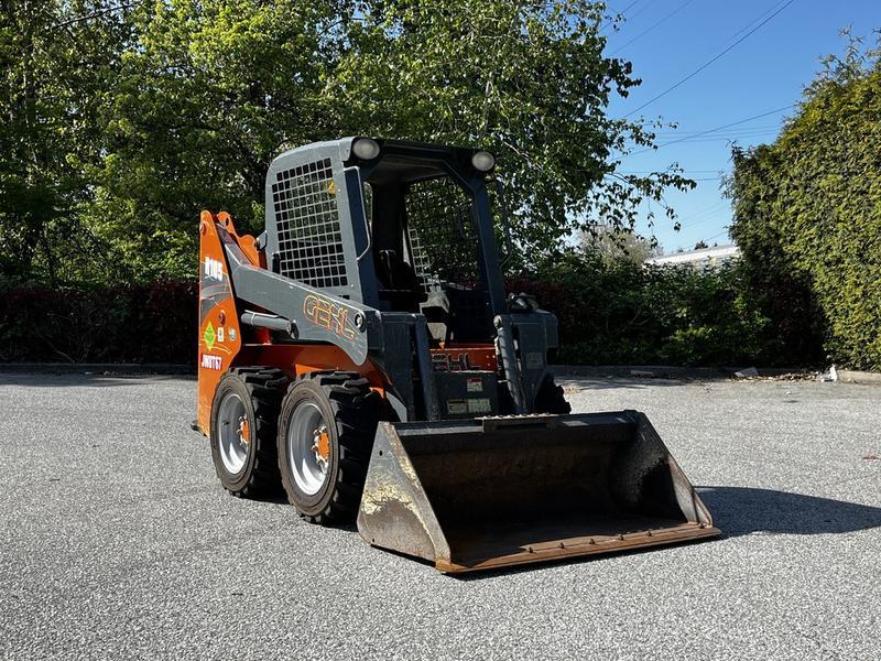 2017 Gehl R105 4x4 Diesel Skid Steer Diesel display photo