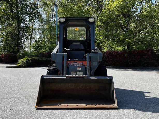 2017 Gehl R105 4x4 Diesel Skid Steer Diesel image 3