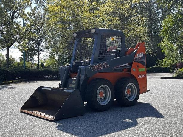 2017 Gehl R105 4x4 Diesel Skid Steer Diesel image 5