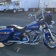 2017 Harley-Davidson FLHXS Street Glide Motorcycle thumbnail image 2