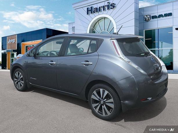 2015 Nissan LEAF 4dr HB SV | Keyless Entry | Cruise Control! image 4