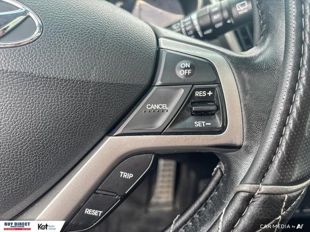2012 Hyundai Veloster w/Tech image 8