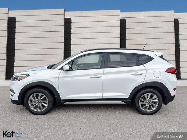 2017 Hyundai Tucson SE BACKUP CAMERA! HEATED SEATS! image 3