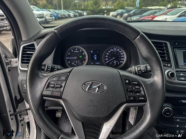 2017 Hyundai Tucson SE BACKUP CAMERA! HEATED SEATS! image 7