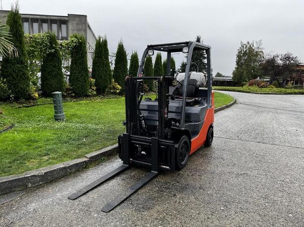 2017 Toyota 8FCGCU25 Forklift image 4