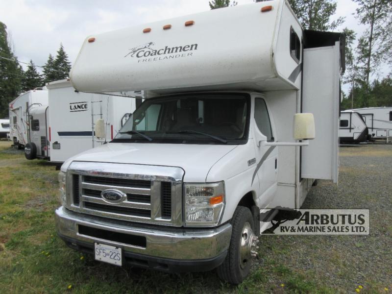 Used 2010 Coachmen RV Freelander 30QB display photo