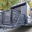Used 2023 Grand Design Momentum G-Class 32G thumbnail image 4