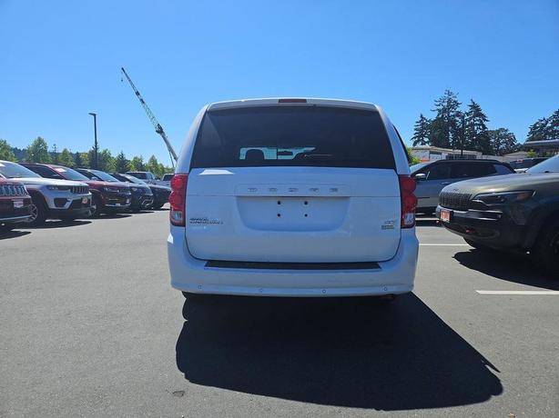 2016 Dodge Grand Caravan SXT | Cruise Control! image 5