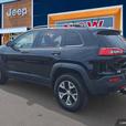 2018 Jeep Cherokee Trailhawk Leather Plus 4x4 | Low Km's | One Owner! thumbnail image 4