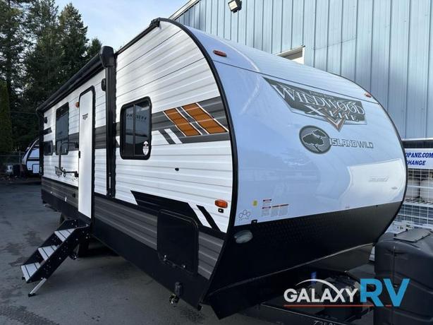 Used 2022 Forest River RV Wildwood 25RKS image 1