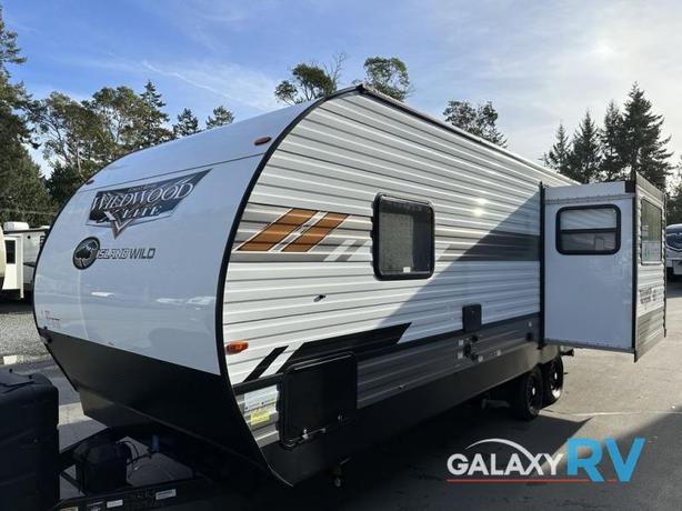 Used 2022 Forest River RV Wildwood 25RKS image 8