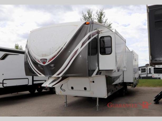 Used 2013 Palomino Sabre 31CKTS image 3