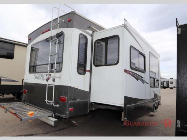 Used 2013 Palomino Sabre 31CKTS image 6