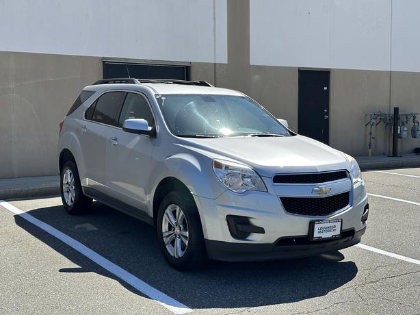 2010 Chevrolet Equinox image 1