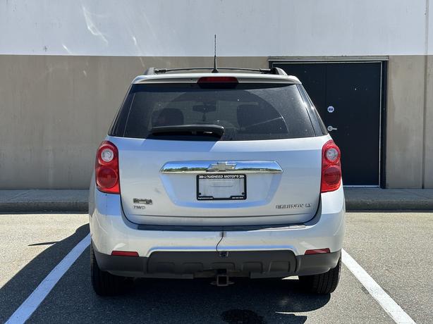 2010 Chevrolet Equinox image 5