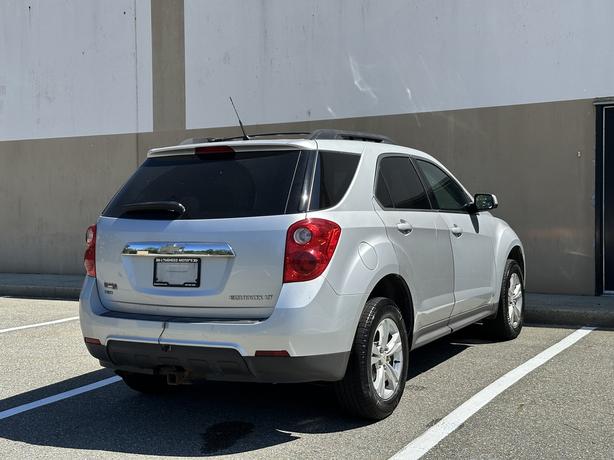 2010 Chevrolet Equinox image 6