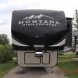 Used 2016 Keystone RV Montana High Country 305RL thumbnail image 2