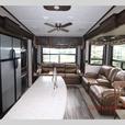 Used 2016 Keystone RV Montana High Country 305RL thumbnail image 6