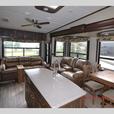 Used 2016 Keystone RV Montana High Country 305RL thumbnail image 7