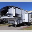 Used 2023 Keystone RV Arcadia Super Lite 293SLRD thumbnail image 3