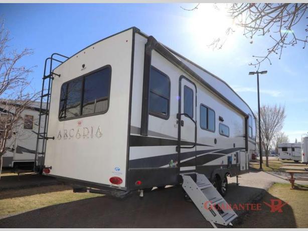 Used 2023 Keystone RV Arcadia Super Lite 293SLRD image 4